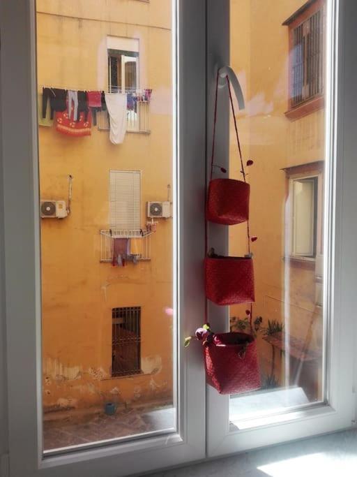 נאפולי Joyfull Home In The Historical Center מראה חיצוני תמונה
